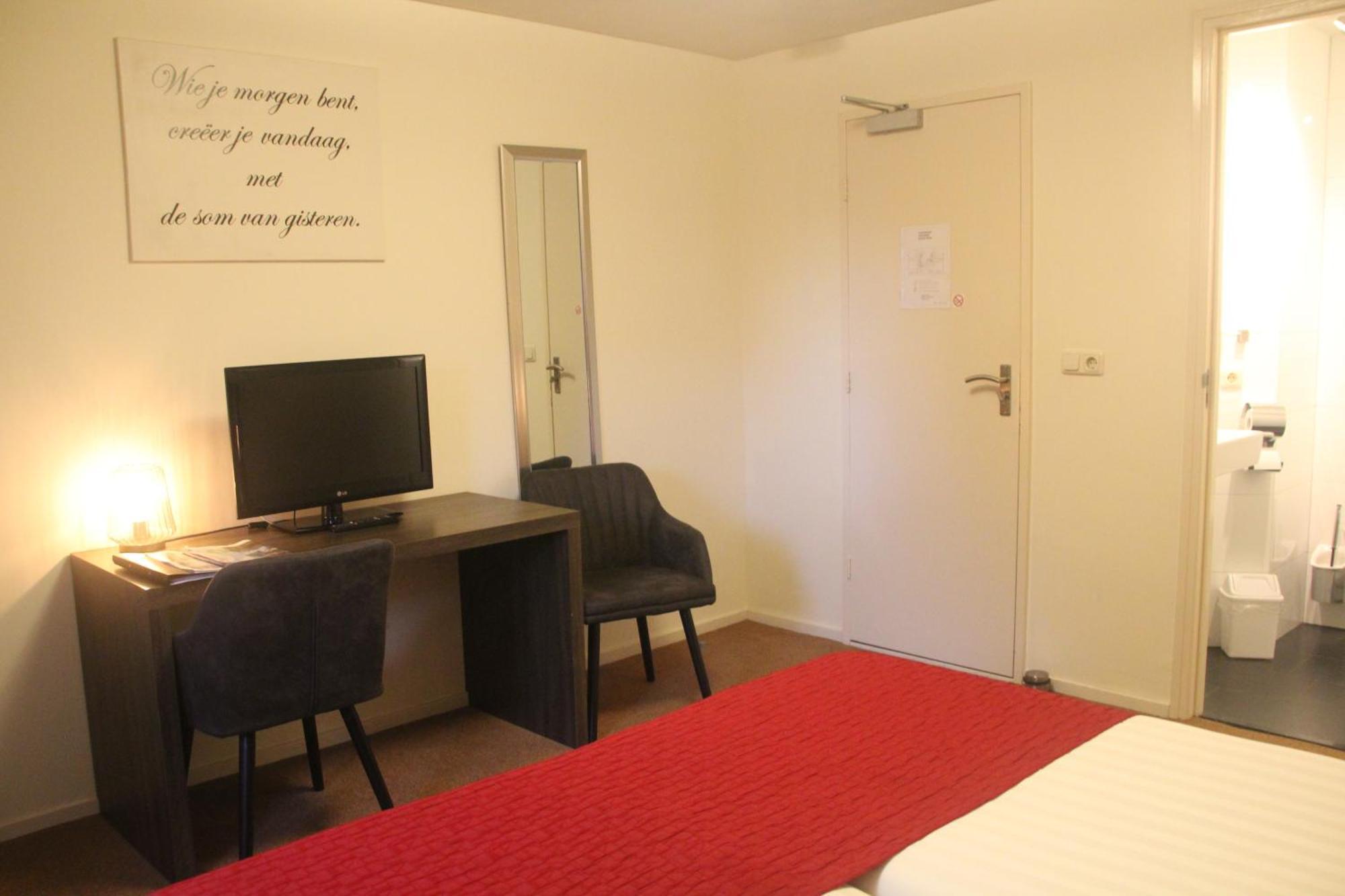 Hotel Restaurant Roerdalen Posterholt Εξωτερικό φωτογραφία